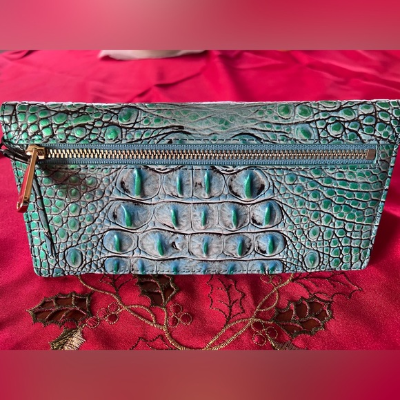 NWT Brahmin Ady in Multi Esplanade Solid Wallet - Picture 2 of 7